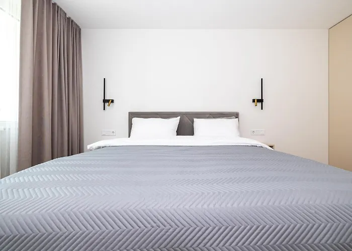 Cohost I 2Bd Apt Near City Centre