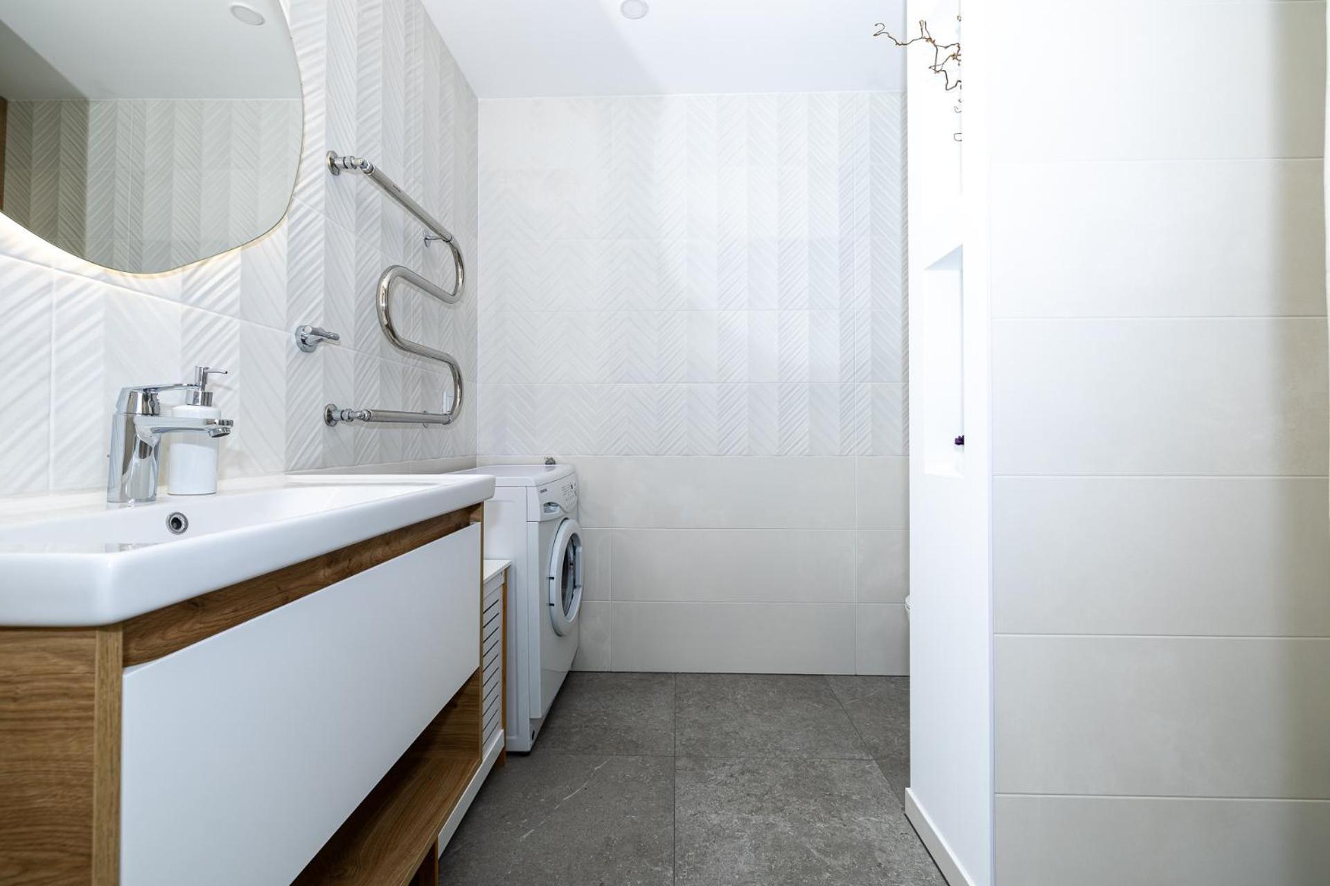 Cohost I 2bd Near Centre Lejlighed